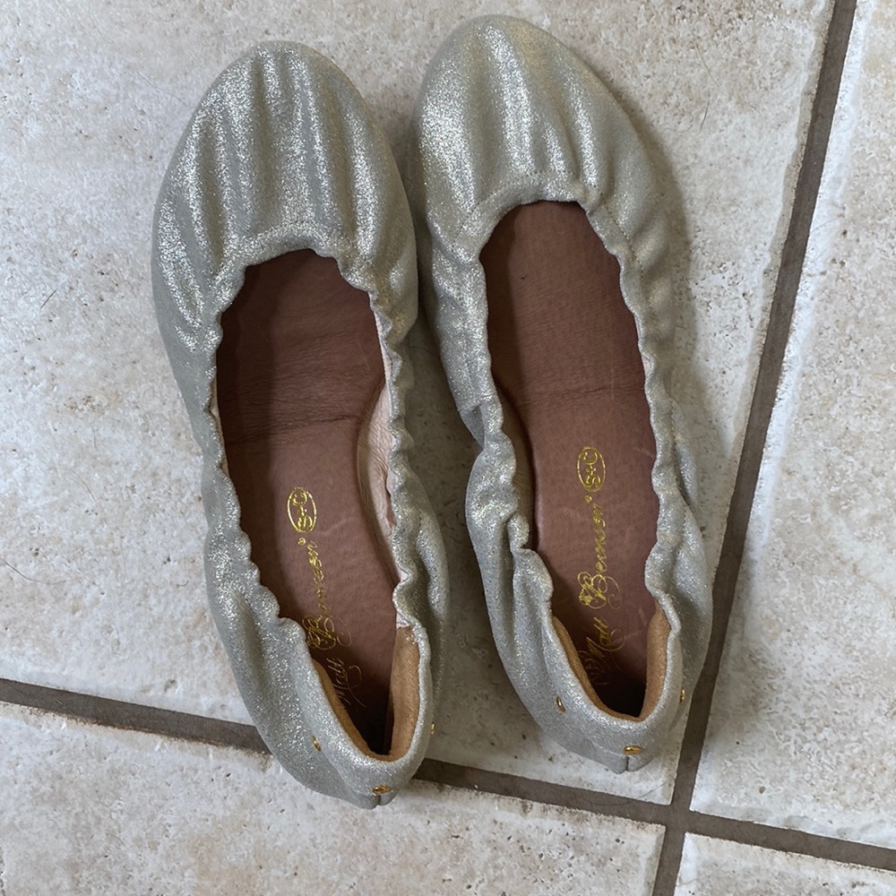 Matt Bernson ballet flat  these fit more like  an 8 or 81/2